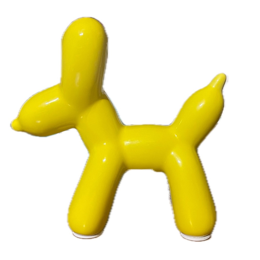 Figure dog in the form of balloon’s